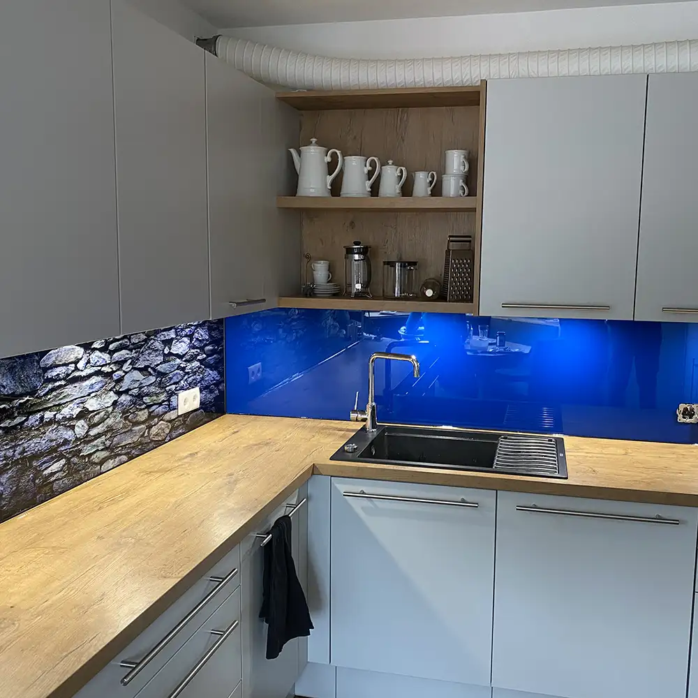 Rückwände aus Glas