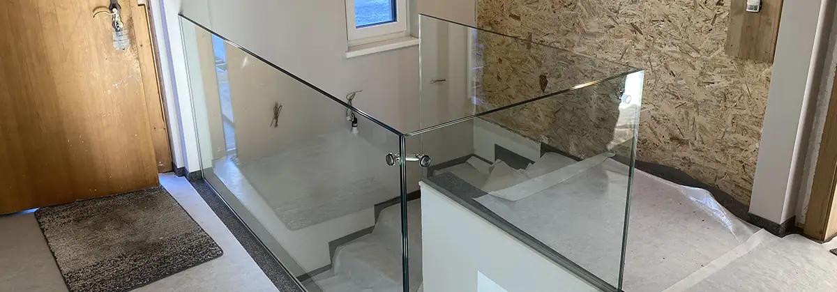 Glasbrüstung